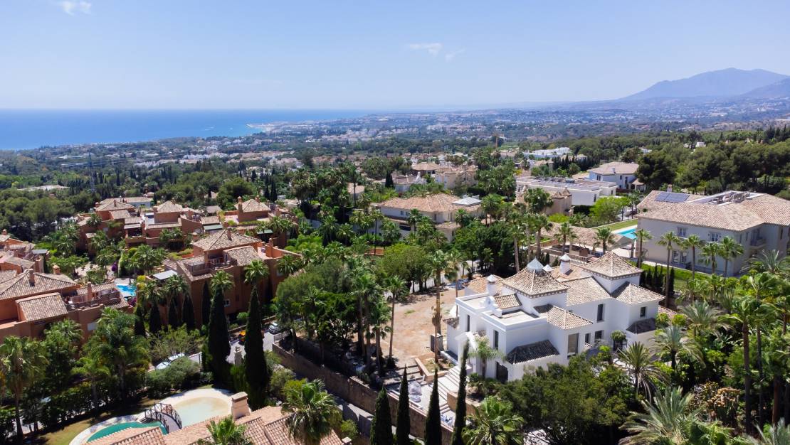 Aterförsäljning - Villa - Marbella - Sierra Blanca