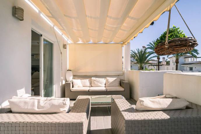 Lägenhet - Aterförsäljning - Marbella - Los Naranjos de Marbella