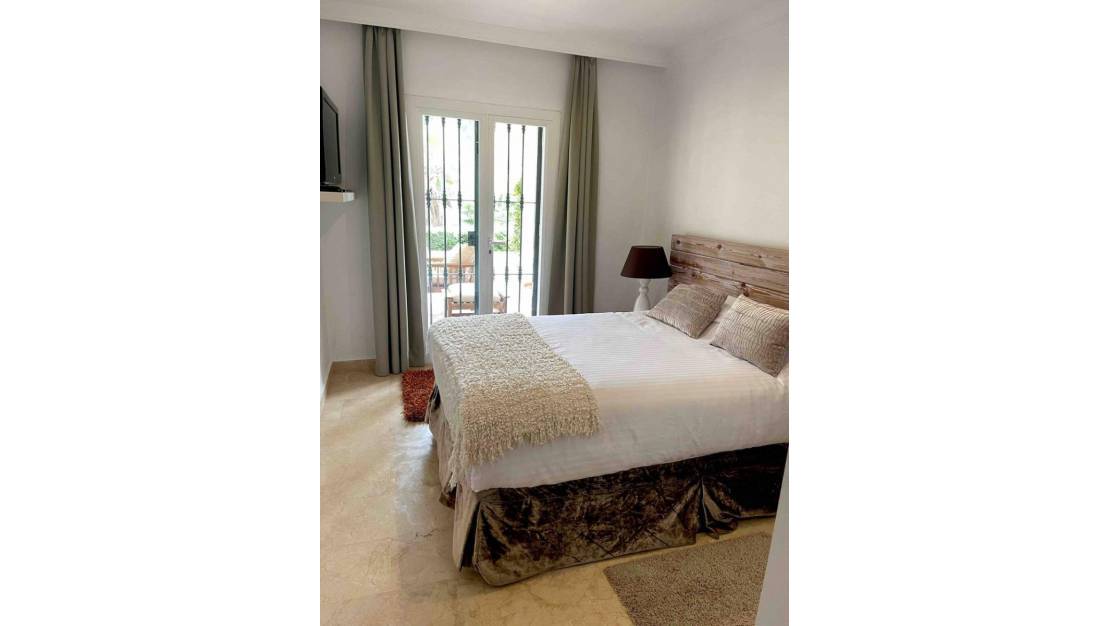 Aterförsäljning - Lägenhet - Benahavís - La Quinta