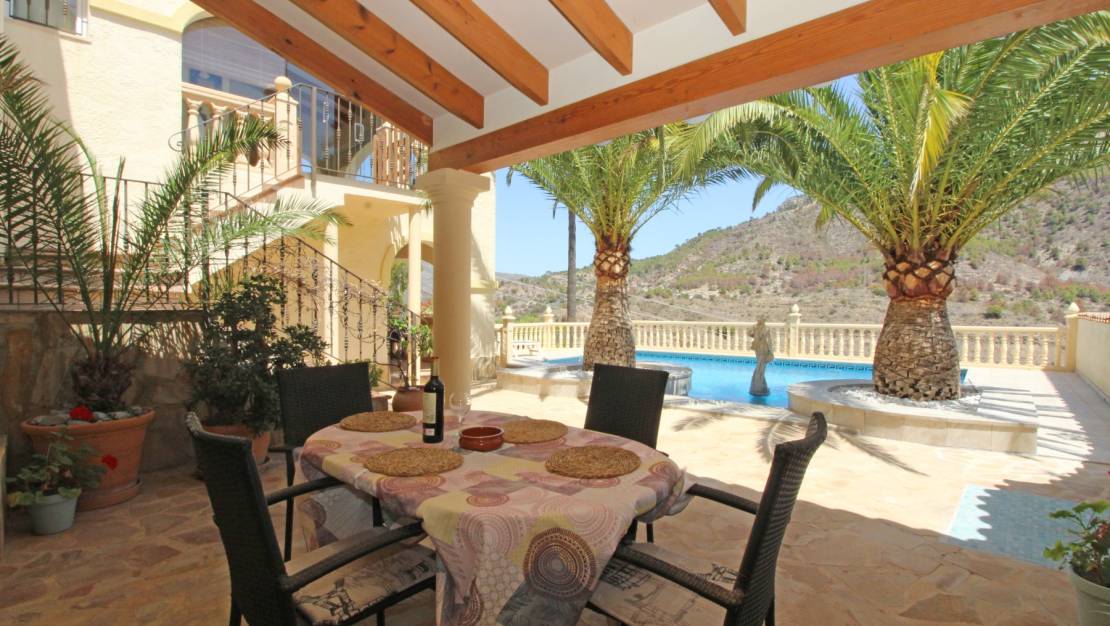 Aterförsäljning - Villa - Calpe - Maryvilla