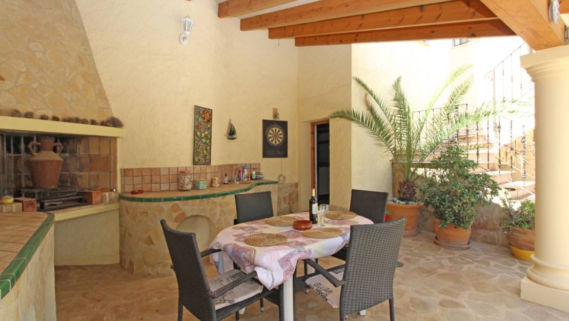 Aterförsäljning - Villa - Calpe - Maryvilla