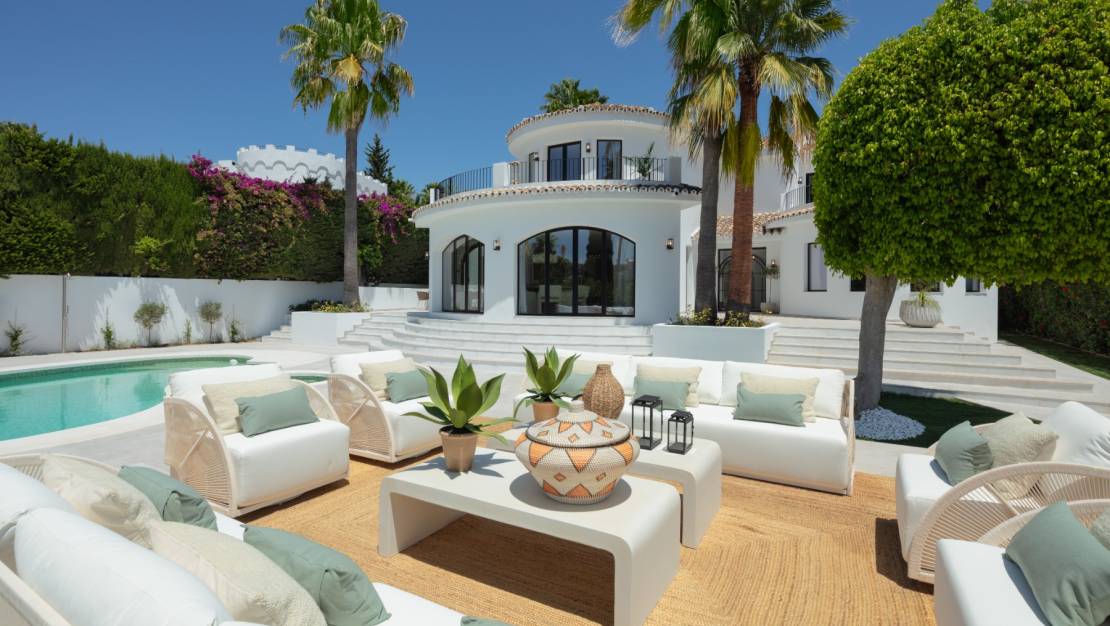 Aterförsäljning - Villa - Marbella - Nueva Andalucia, Aloha