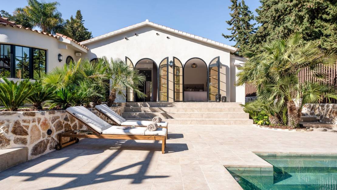 Aterförsäljning - Villa - Marbella - Nueva Andalucía