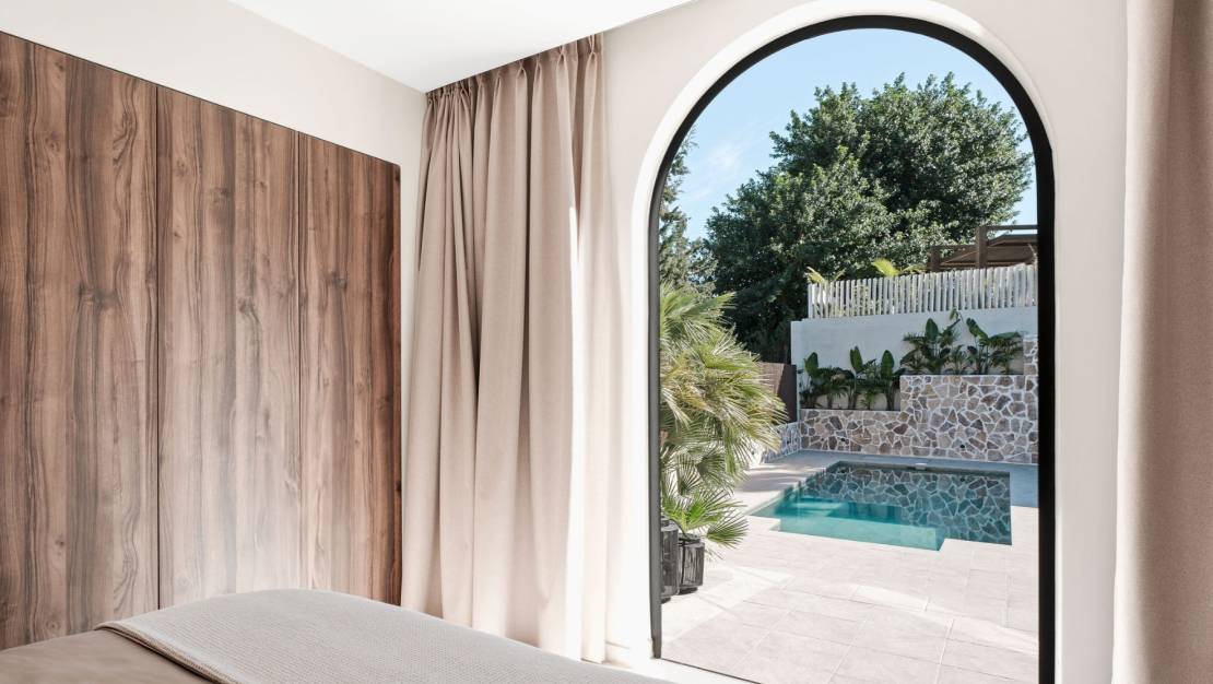 Aterförsäljning - Villa - Marbella - Nueva Andalucía