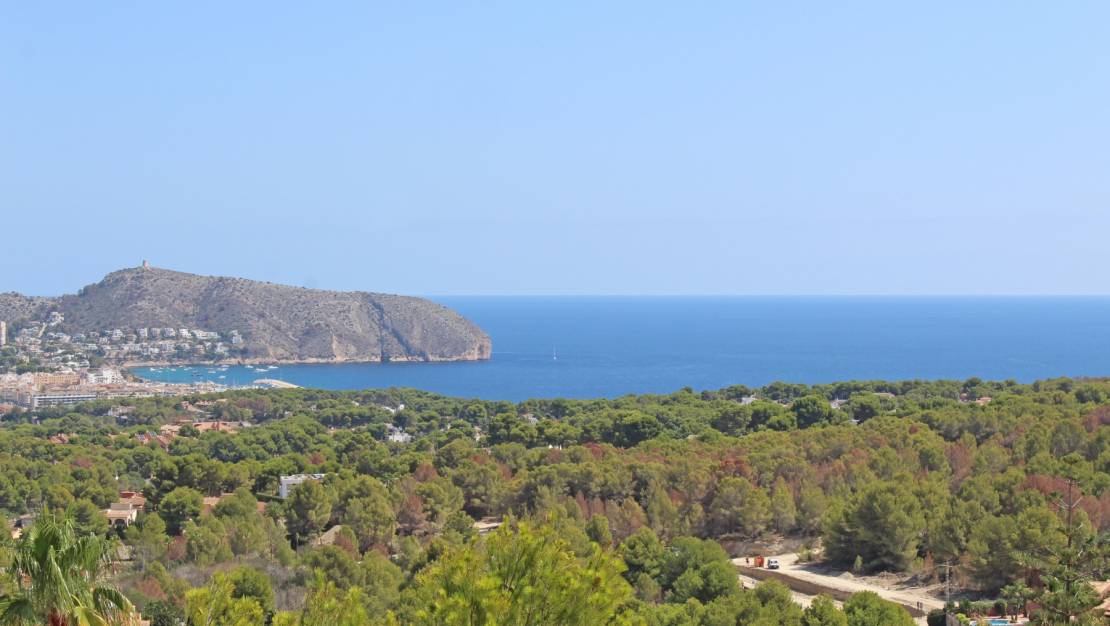 Aterförsäljning - Villa - Moraira - Benimeit