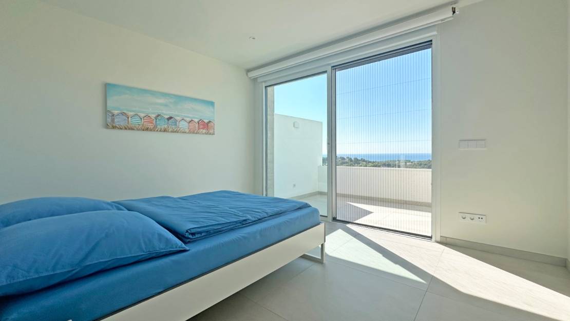 Aterförsäljning - Villa - Moraira - Benimeit