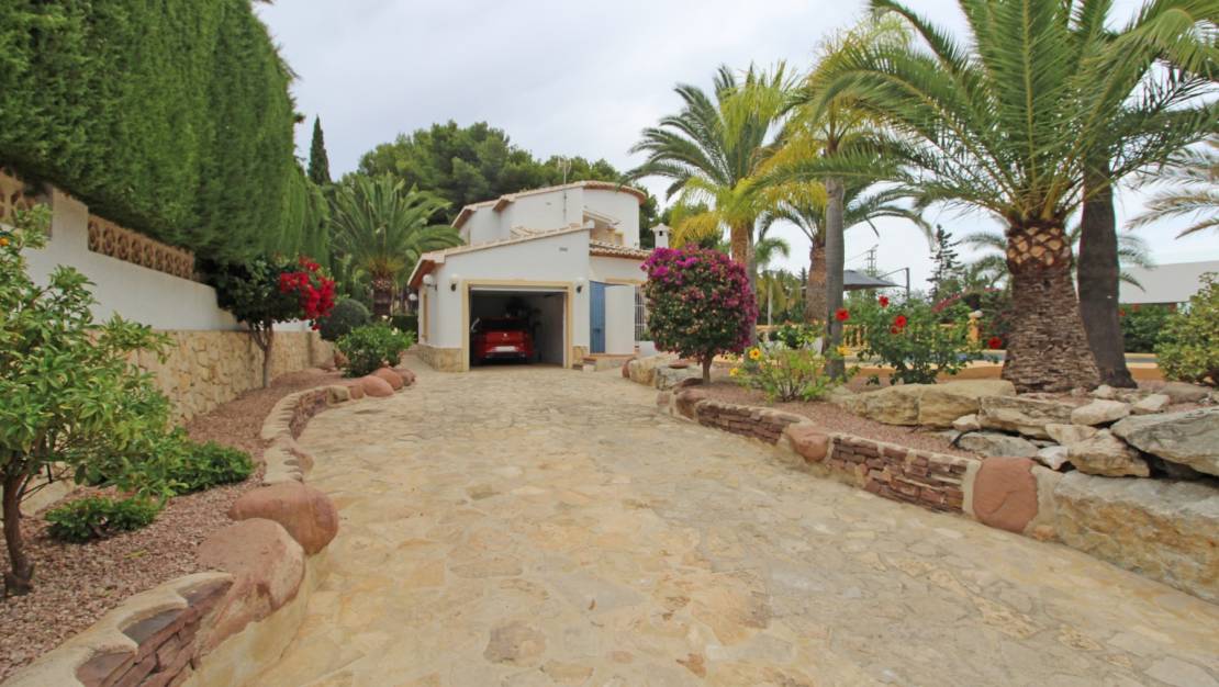 Aterförsäljning - Villa - Moraira - Cometa