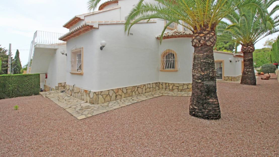 Aterförsäljning - Villa - Moraira - Cometa