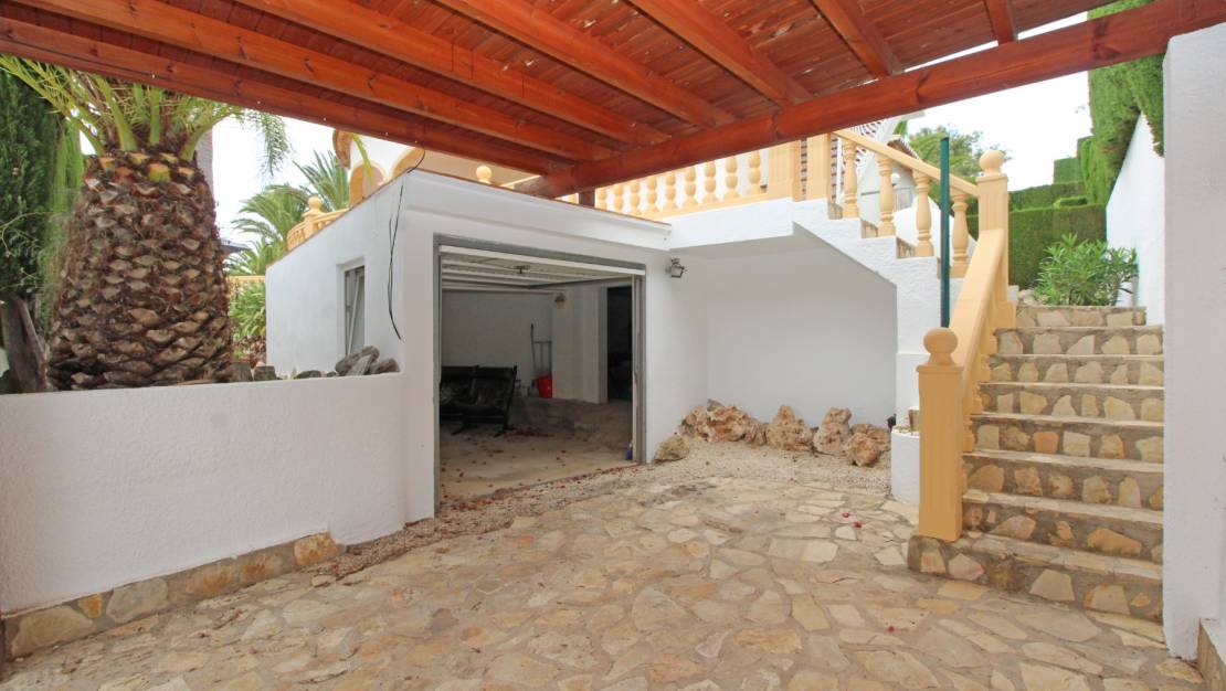 Aterförsäljning - Villa - Moraira - Cometa