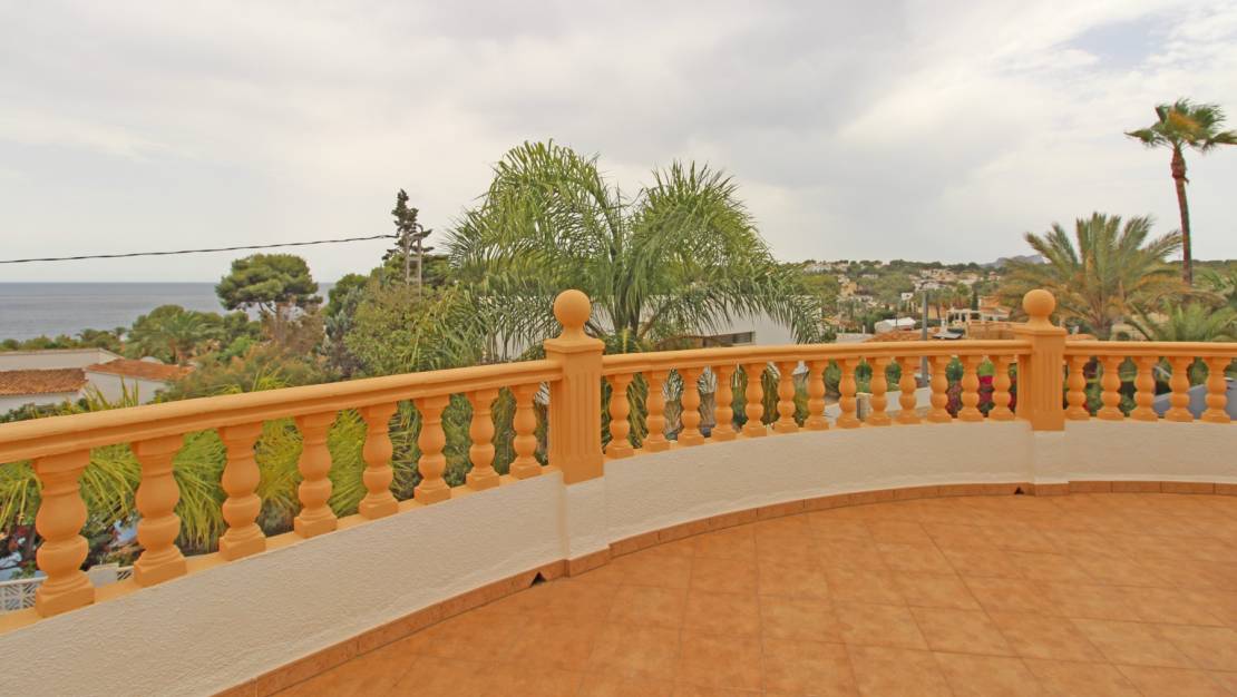 Aterförsäljning - Villa - Moraira - Cometa