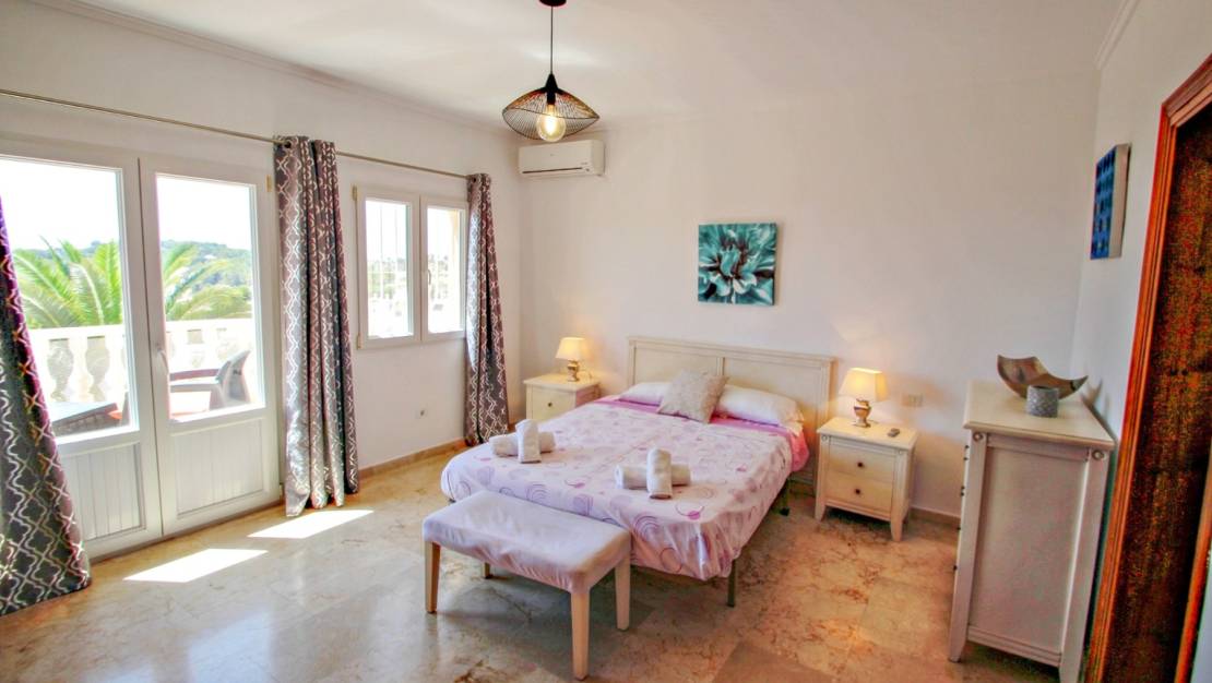 Aterförsäljning - Villa - Moraira - El Pinar de L'Advocat