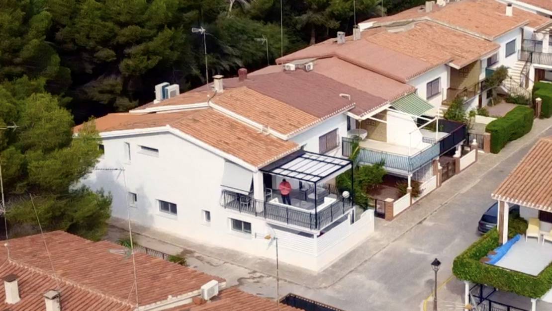 Aterförsäljning - Villa - Orihuela Costa - Dehesa de Campoamor