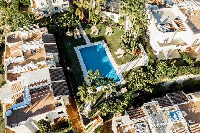 Lägenhet - Aterförsäljning - Benahavís - La Quinta