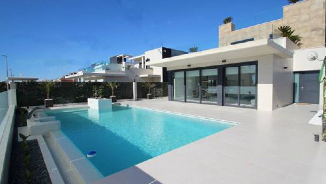 New Build - Villa -  - Cabo Roig