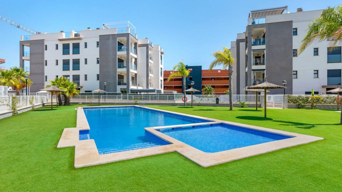 Продажа - Апартаменты - Orihuela Costa - Villamartín