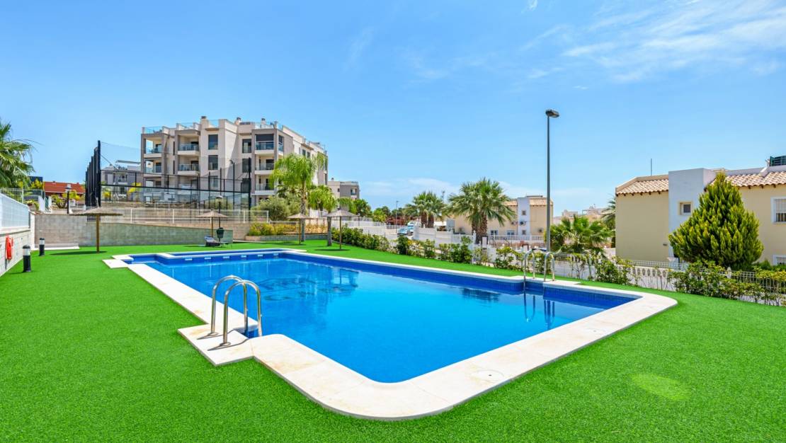 Продажа - Апартаменты - Orihuela Costa - Villamartín