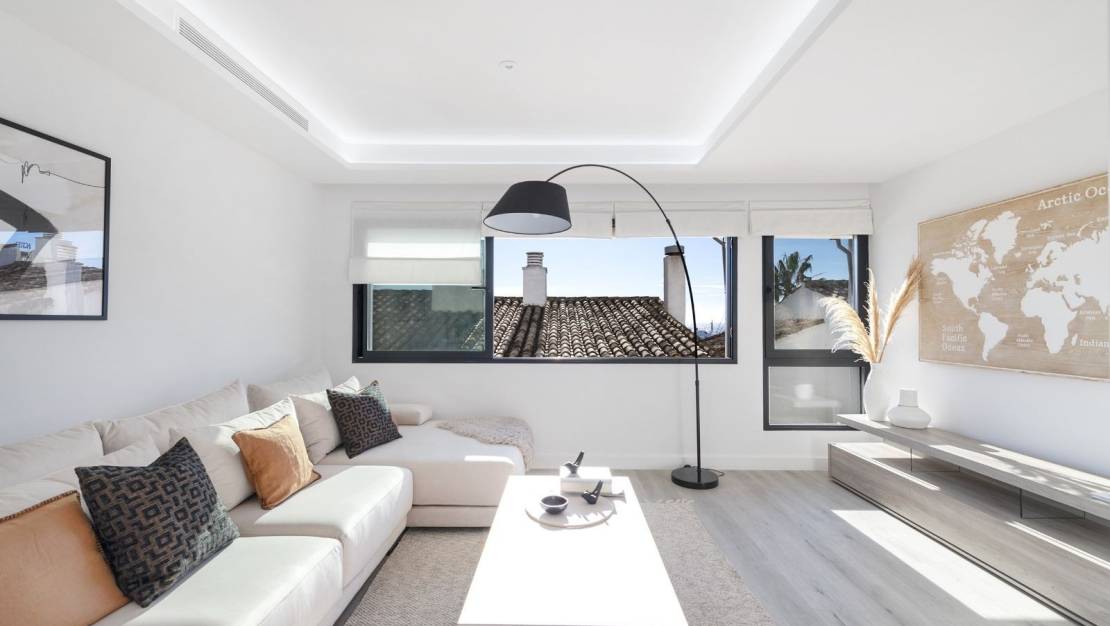 Продажа - Апартаменты -  - Puerto Banús