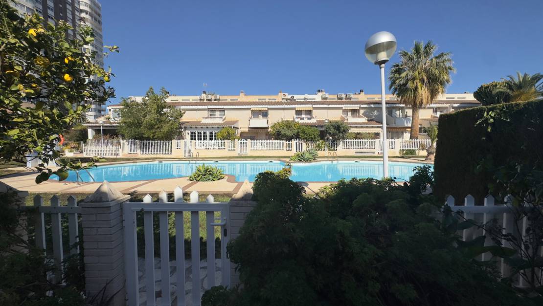 Продажа - Вилла - Alicante - Cabo Huertas