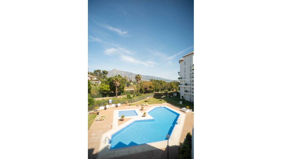 Resale - Apartment - Marbella - Puerto Banús