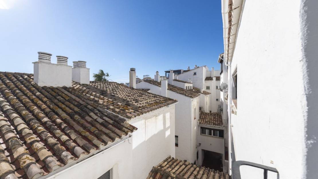 Resale - Apartment - Marbella - Puerto Banús