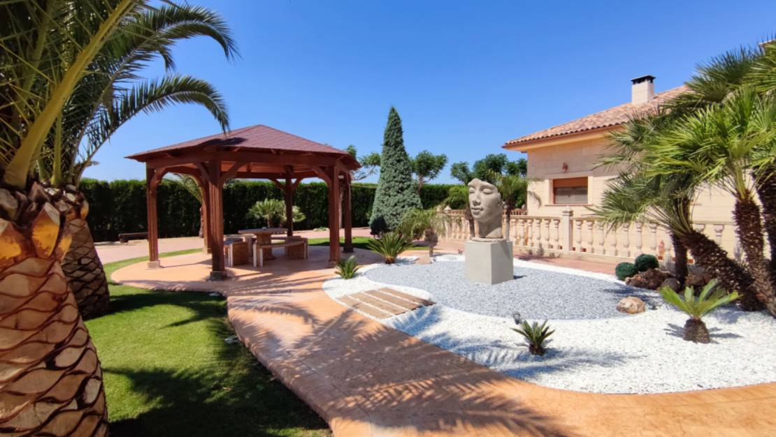 Resale - Villa - Aspe