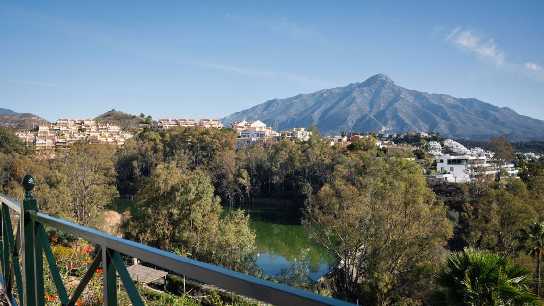 Rynek wtórny - Mieszkanie - Marbella - Nueva Andalucia, La Cerquilla