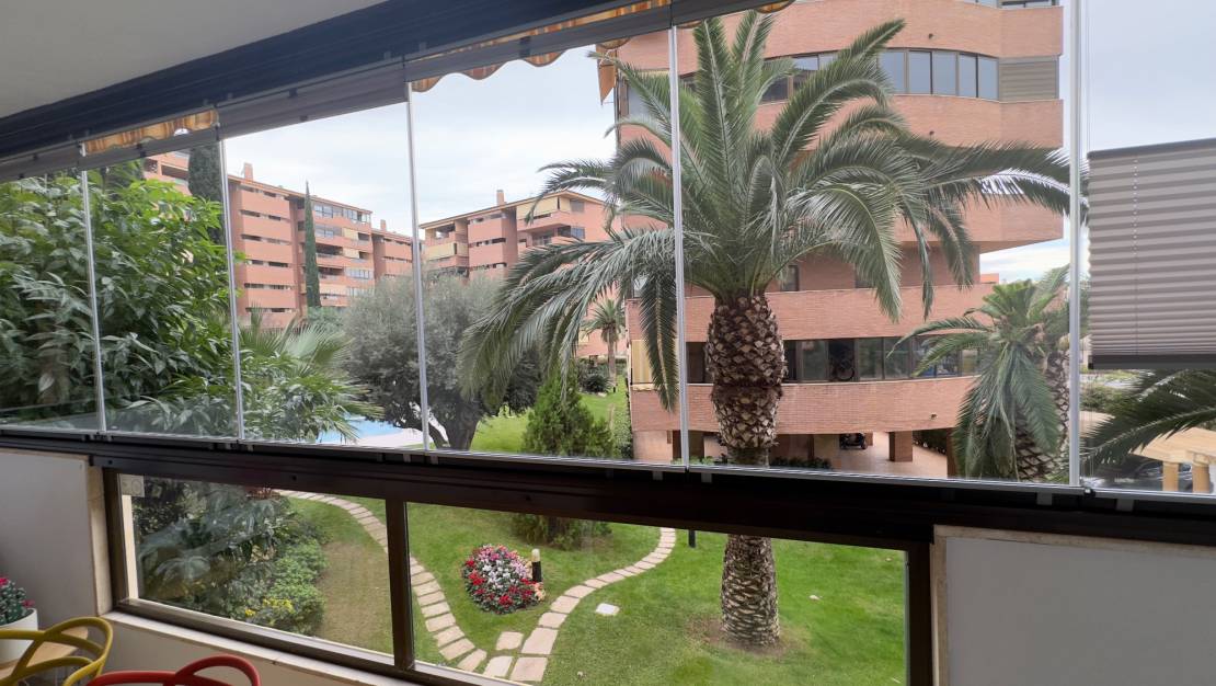 Segunda Mano - Apartmento / Piso - Alicante - Vistahermosa