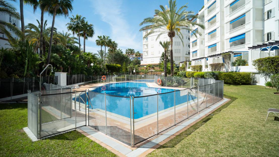 Segunda Mano - Apartmento / Piso - Marbella - Puerto Banús
