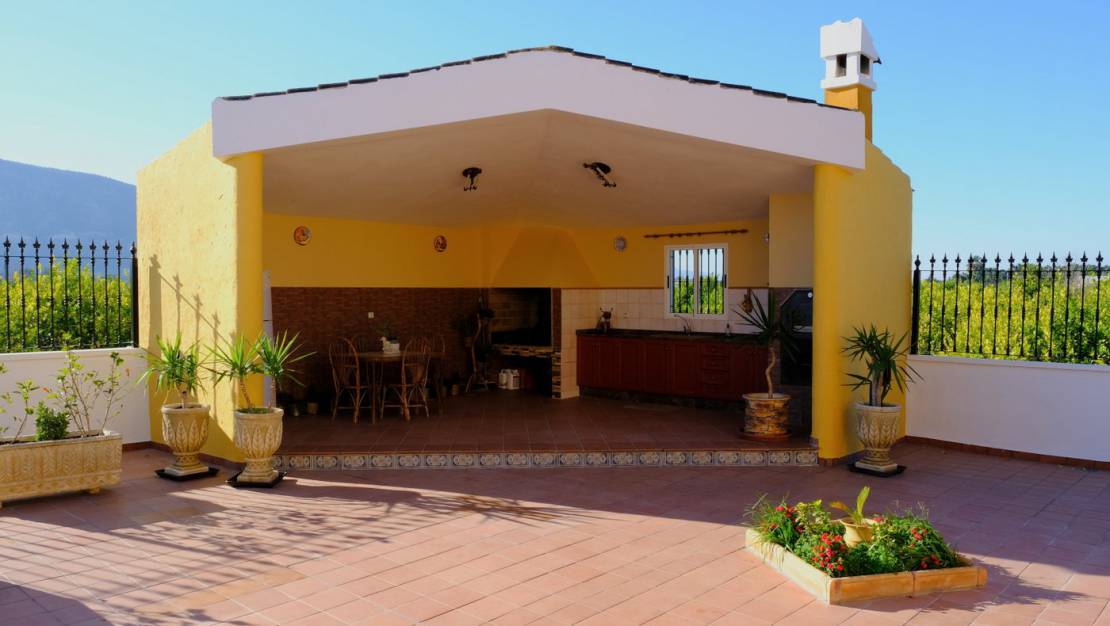 Segunda Mano - Villa / Chalet - Orihuela