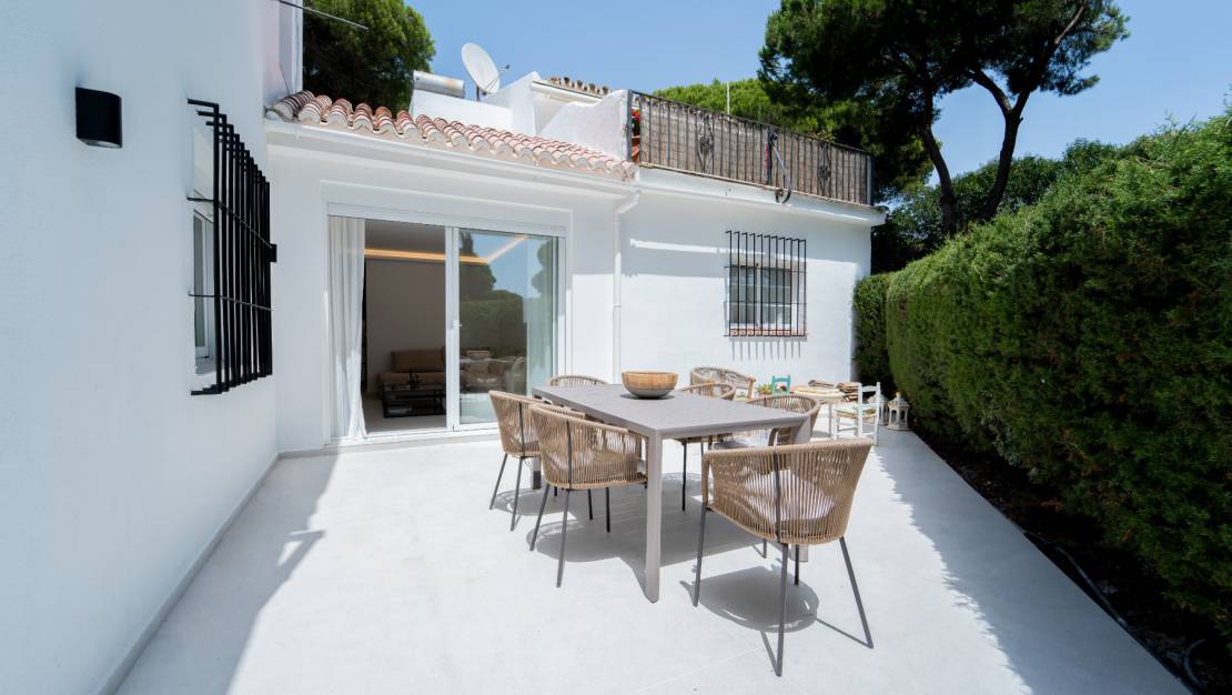 Videresalg - Villa - Estepona - New Golden Mile