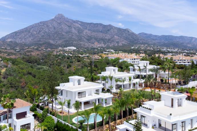 Villa - Aterförsäljning - Marbella - Golden Mile