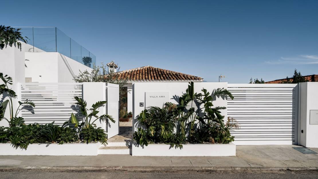 Wederverkoop - Villa - Marbella - Nueva Andalucía